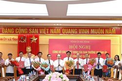 Hà Tĩnh luân chuyển, điều động hàng loạt cán bộ