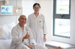 Tăng huyết áp 30 năm, người đàn ông phát hiện bệnh nội tiết nguy hiểm