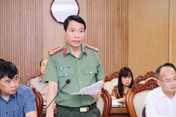 Đối phó gian lận công nghệ cao tại Kỳ thi tốt nghiệp THPT bằng thiết bị kỹ thuật