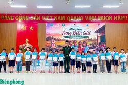 Lan tỏa yêu thương tới thiếu nhi biên giới