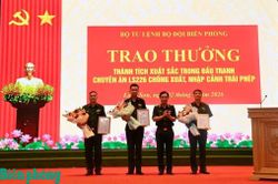 Trao thưởng thành tích xuất sắc trong đấu tranh thành công Chuyên án LS226