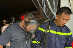 Bốn người thoát nạn trong vụ cháy siêu thị mini ở Hà Nội