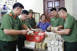 Biển thủ tiền công đức, thủ nhang Đền Kỳ Cùng bị khởi tố