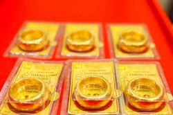 Bộ Tài chính: Chưa đánh thuế thu nhập cá nhân với giao dịch vàng miếng