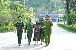 Bắt giữ đối tượng tàng trữ trái phép vật liệu nổ