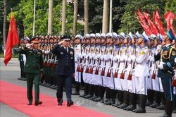 Tham mưu trưởng Liên quân Lực lượng Phòng vệ Nhật Bản thăm chính thức Việt Nam