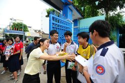 Trên 151.000 thí sinh TP Hồ Chí Minh hoàn thành ba môn thi lớp 10