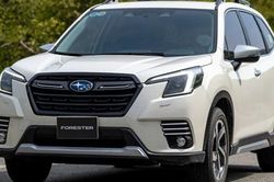 Subaru Forester nhập Thái được giảm 310 triệu đồng
