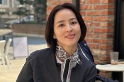 Nhan sắc 'lão hóa ngược' của Han Hye Jin