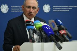 Thủ tướng Armenia bác bỏ đề xuất trưng cầu dân ý gia nhập EU