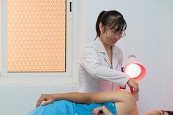 Bệnh viện Ung bướu Đà Nẵng đưa vào hoạt động Đơn vị Y học cổ truyền - Phục hồi chức năng
