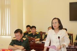 Đo&agrave;n kiểm tra của Tổng cục Ch&iacute;nh trị Qu&acirc;n đội nh&acirc;n d&acirc;n Việt Nam l&agrave;m việc tại tỉnh Lạng Sơn
