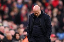 Liverpool sa thải Arne Slot: Sự sụp đổ từ những thống kê tồi tệ nhất thập kỷ