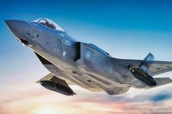 Canada âm thầm thanh toán thêm 14 tiêm kích F-35 bất chấp rạn nứt với Mỹ