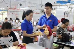 Ly hương để trở về
