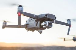 Cảnh sát Hà Nội dùng UAV bay lưu động để giám sát, xử phạt vi phạm trật tự đô thị