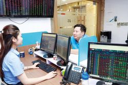Thoái vốn nhà nước, nâng tỷ lệ cổ phiếu tự do chuyển nhượng đón dòng vốn ngoại dài hạn