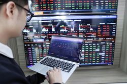 Chứng khoán ngày 2/6: Áp lực điều chỉnh lan rộng, VN-Index nối dài chuỗi giảm điểm