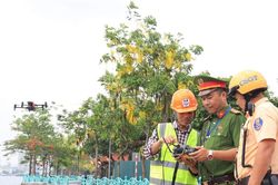 Công an Hà Nội thử nghiệm UAV giám sát an ninh trật tự tại phường Tây Hồ