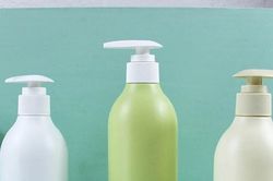 Thu hồi toàn quốc loạt sản phẩm sữa tắm Xmen và nước rửa tay Botanika