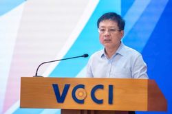 Pháp luật kinh doanh năm 2025: Thể chế đồng hành với doanh nghiệp