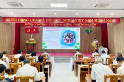Bí thư chi bộ khu dân cư, cầu nối đưa tín dụng chính sách đến gần dân