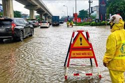 Hà Nội đề xuất cơ chế khẩn cấp xử lý 5 'điểm nghẽn'