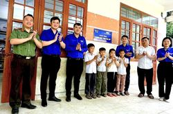 Chăm lo, bảo vệ và tạo môi trường phát triển an toàn, lành mạnh cho trẻ em