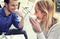 6 kiểu 'phi công trẻ' phụ nữ dễ say đắm, kiểu số 5 được xem là 'nguy hiểm' nhất