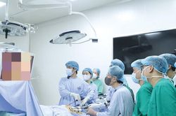 Bổ sung nhiều chế độ phụ cấp đặc thù cho lực lượng y tế từ giữa tháng 7