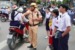 CSGT TP.HCM bảo đảm an toàn giao thông phục vụ kỳ thi lớp 10