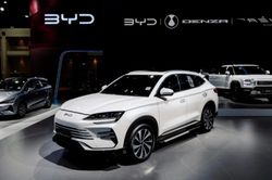 BYD cam kết chi trả toàn bộ thiệt hại khi sử dụng các tính năng lái xe thông minh