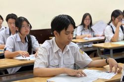 Sáng nay, thí sinh tại TP.HCM thi môn cuối vào lớp 10 năm 2026