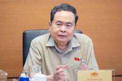 'Không để văn bản lòng vòng, xin ý kiến nhiều vẫn không chốt phương án'