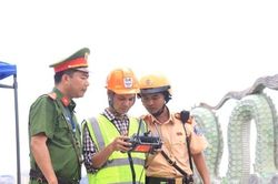 UAV hỗ trợ giám sát an ninh, trật tự ven hồ Tây