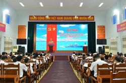 Bộ Tư lệnh Vùng 4 kiểm tra đơn vị vững mạnh toàn diện tại Lữ đoàn 955