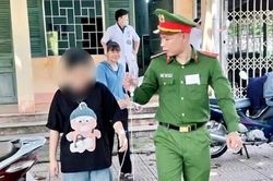 Bị rết cắn vẫn cố dự thi, nữ sinh phải nhập viện giữa giờ làm bài