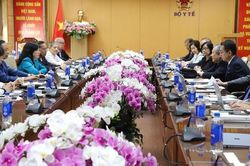 Bộ trưởng Đ&agrave;o Hồng Lan tiếp Chủ tịch trường Đại học Quốc tế Y tế ph&uacute;c lợi Nhật Bản