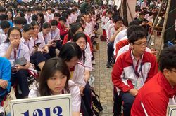 Kỳ thi tốt nghiệp THPT 2026: Hà Nội tăng hơn 5.000 thí sinh dự thi