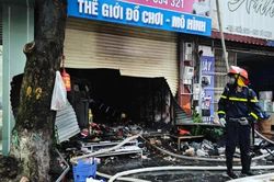 Những 'quả bom lửa' &acirc;m thầm trong c&aacute;c ng&ocirc;i nh&agrave; phố m&ugrave;a nắng n&oacute;ng