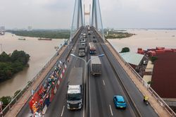 Hiện trạng cầu Phú Mỹ trong đợt sửa khe co giãn kéo dài hơn 1 tháng