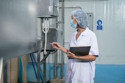 Ti&ecirc;u chuẩn chuy&ecirc;n m&ocirc;n, nghiệp vụ của c&ocirc;ng chức kiểm so&aacute;t vi&ecirc;n chất lượng sản phẩm, h&agrave;ng h&oacute;a