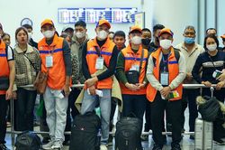 Năm tháng, hơn 53.000 lao động đi làm việc ở nước ngoài theo hợp đồng