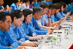Thi đua g&oacute;p phần thực hiện thắng lợi c&aacute;c mục ti&ecirc;u ph&aacute;t triển kinh tế, x&atilde; hội giai đoạn mới