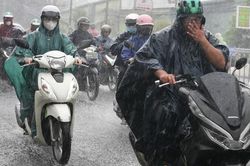 Dự báo thời tiết hôm nay, 3-6: TPHCM và Nam Bộ có mưa rất to