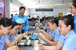Tạo đột ph&aacute; chăm lo quyền lợi đo&agrave;n vi&ecirc;n c&ocirc;ng đo&agrave;n: Giữ vững vai tr&ograve; đại diện người lao động