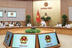 Thủ tướng L&ecirc; Minh Hưng y&ecirc;u cầu bảo đảm cung ứng điện, xăng dầu