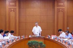 Xây dựng con người Việt Nam thời kỳ mới có lý tưởng, nhân cách, thích ứng với xã hội hiện đại
