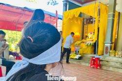Kỳ nghỉ h&egrave; dang dở của gia đ&igrave;nh 4 người tử nạn tr&ecirc;n s&ocirc;ng Ng&agrave;n Phố