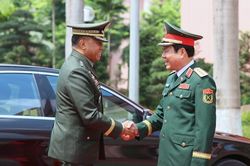 Việt Nam - Philippines th&uacute;c đẩy hợp t&aacute;c quốc ph&ograve;ng sau khi n&acirc;ng cấp quan hệ